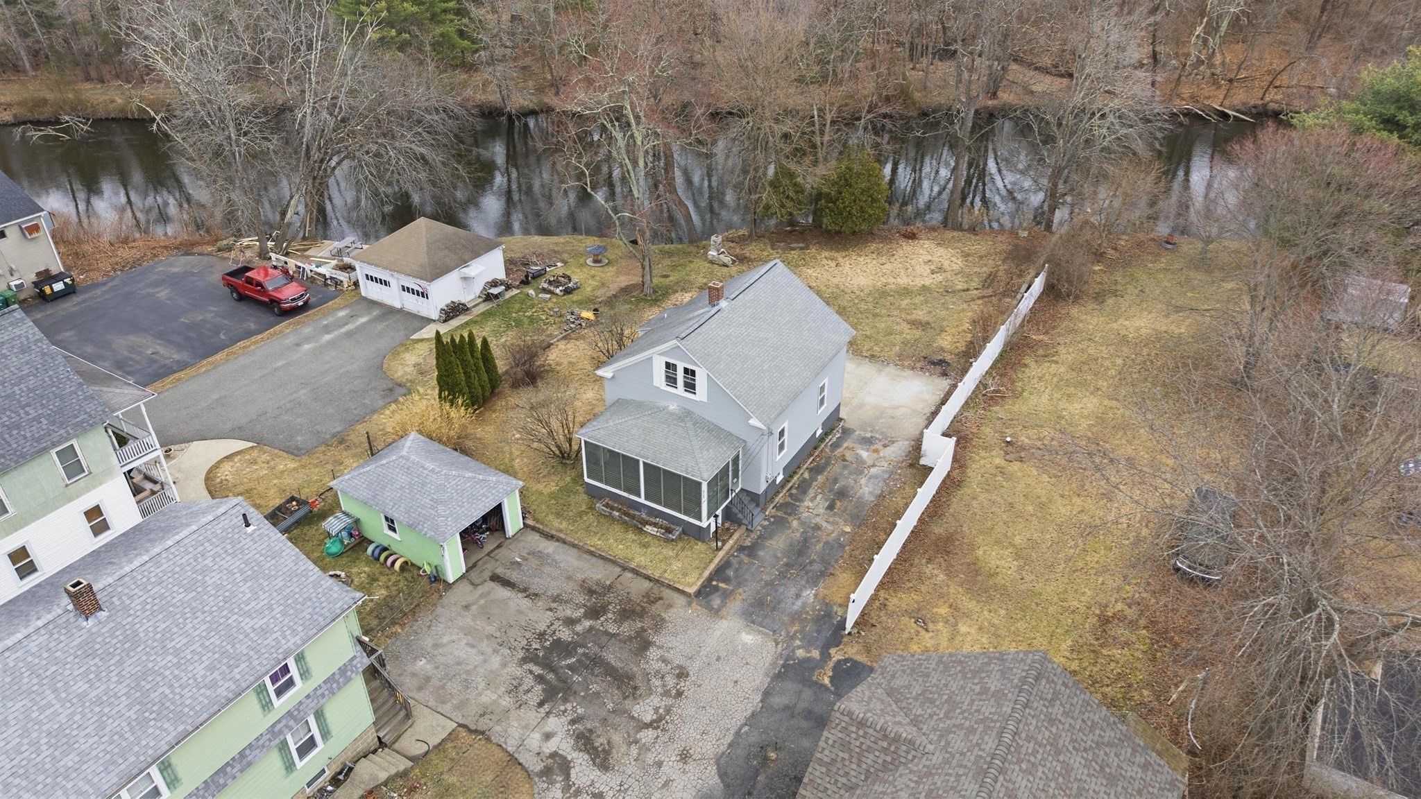 2120 Providence Rd Property Photo 10