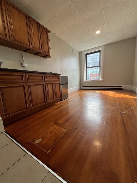 868 Beacon # 14 Property Photo 1