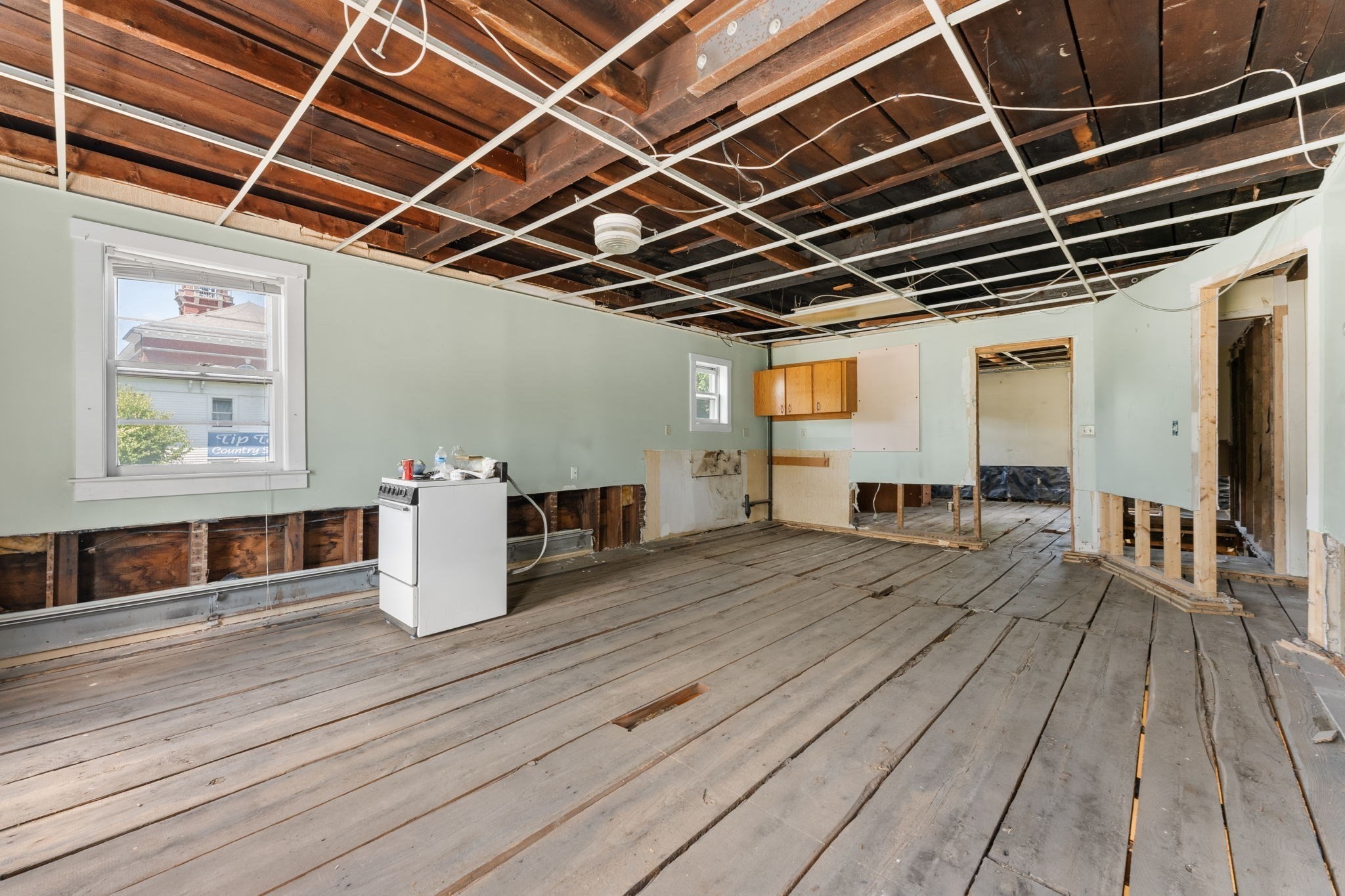 18 Central St Property Photo 11