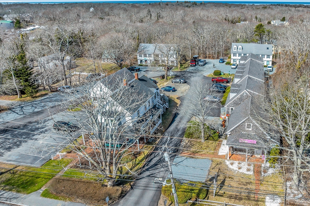 80-82 Cranberry Highway Property Photo 28