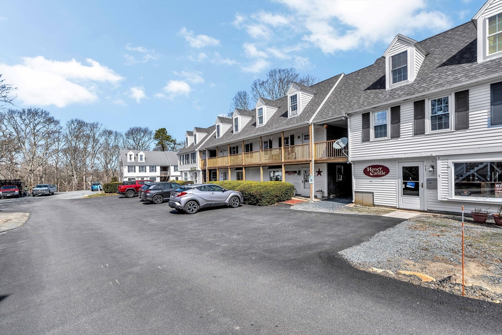 80-82 Cranberry Highway Property Photo 34
