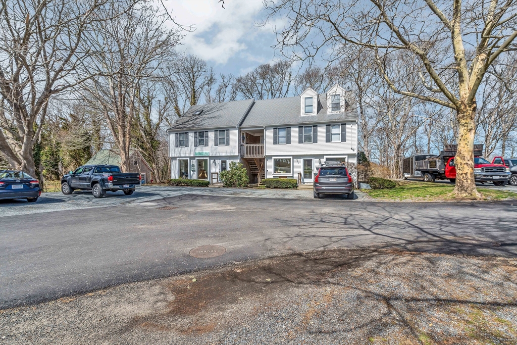 80-82 Cranberry Highway Property Photo 35