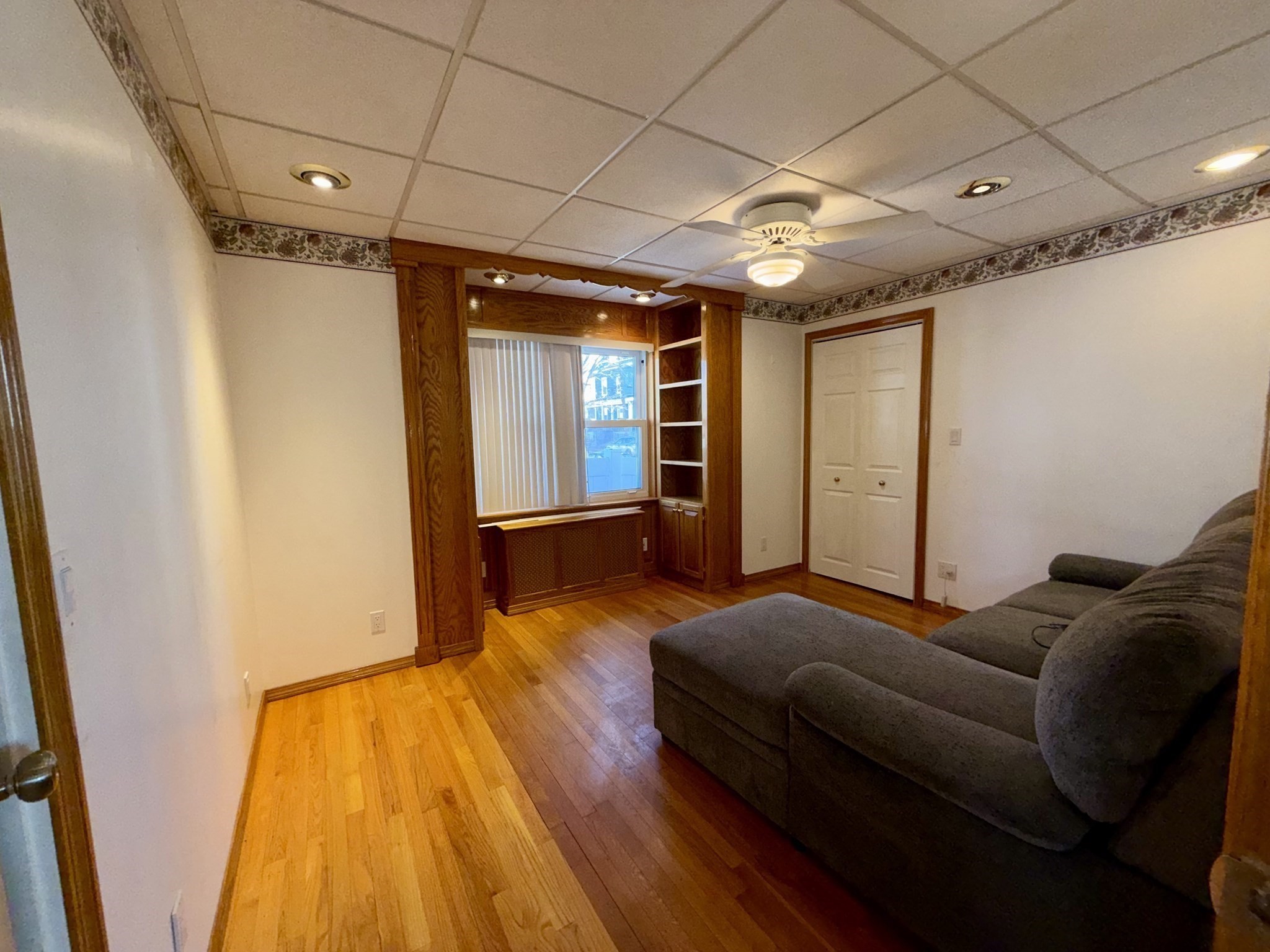 26 Kirtland St Property Photo 16