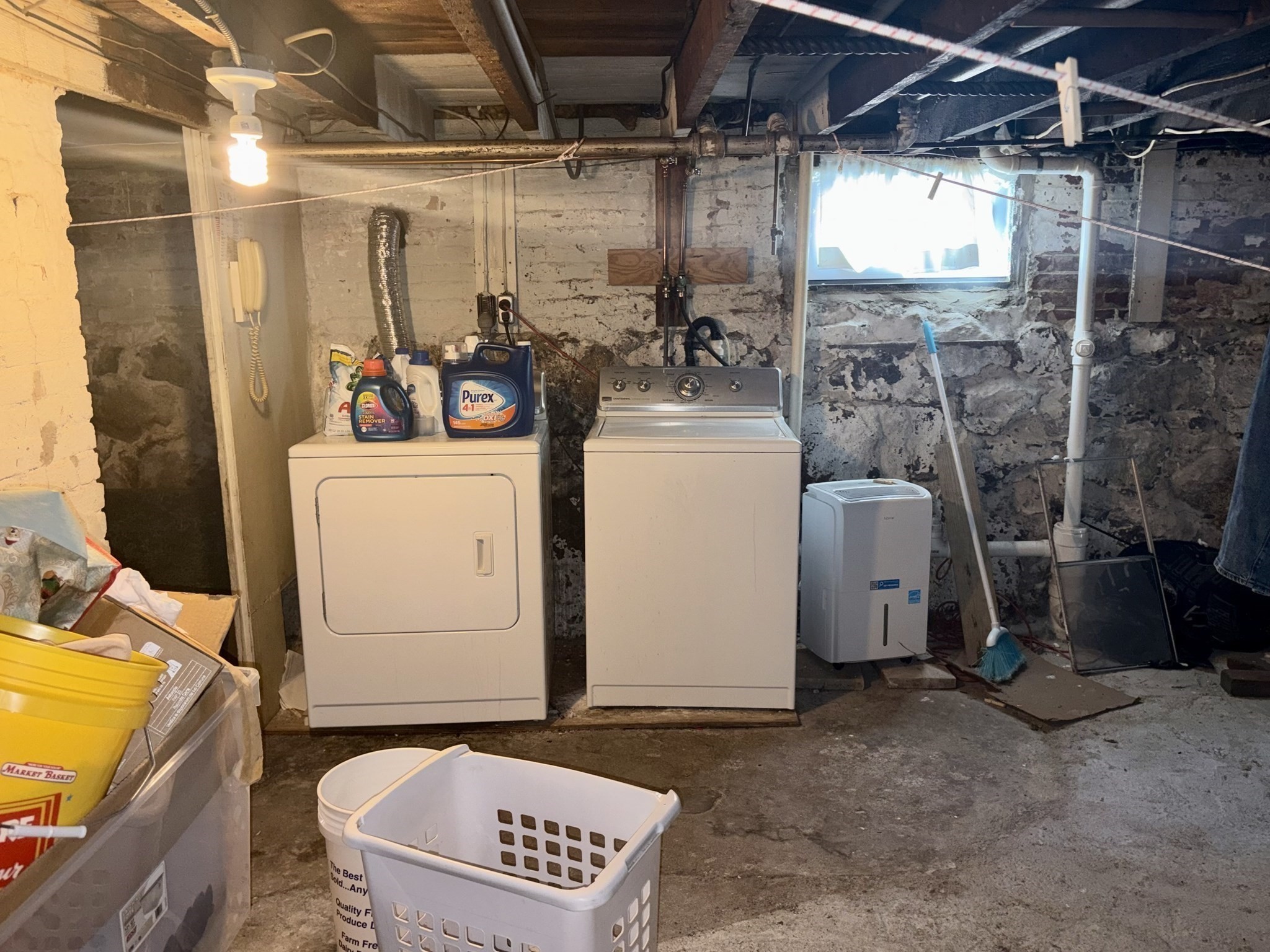 26 Kirtland St Property Photo 28