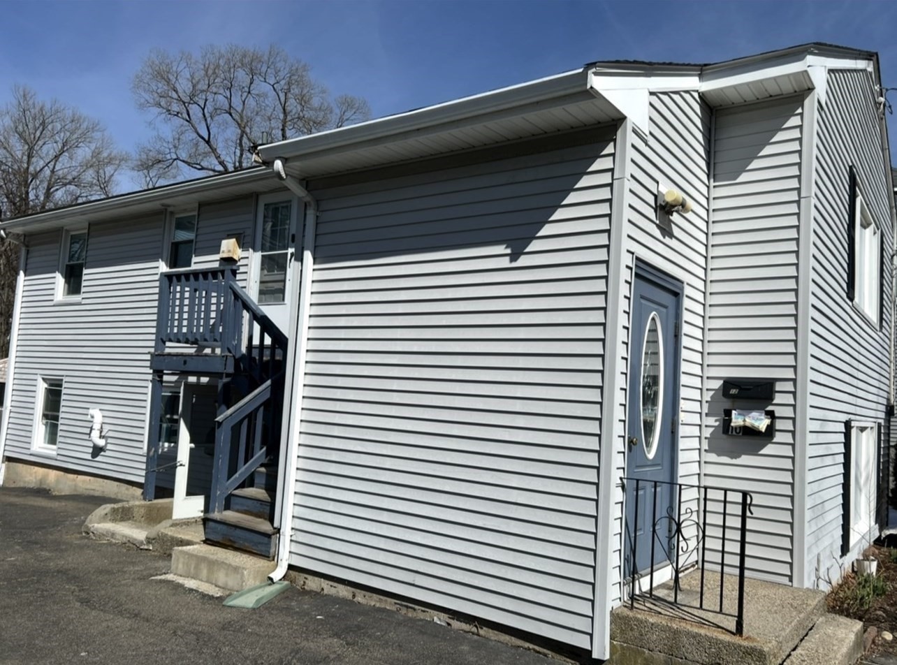 10 Edgemere Rd Property Photo 2