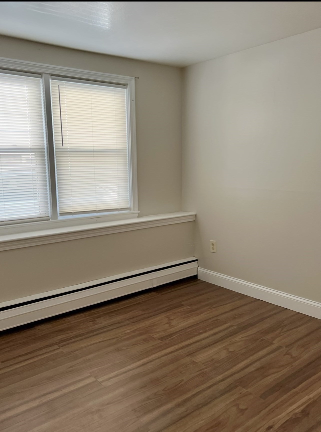 10 Edgemere Rd Property Photo 13