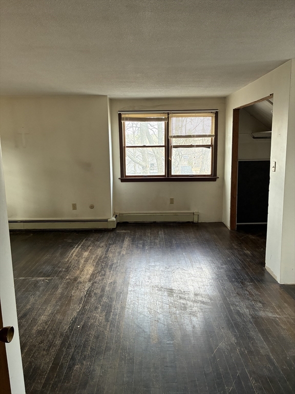 64 Loiselle Ave Property Photo 9