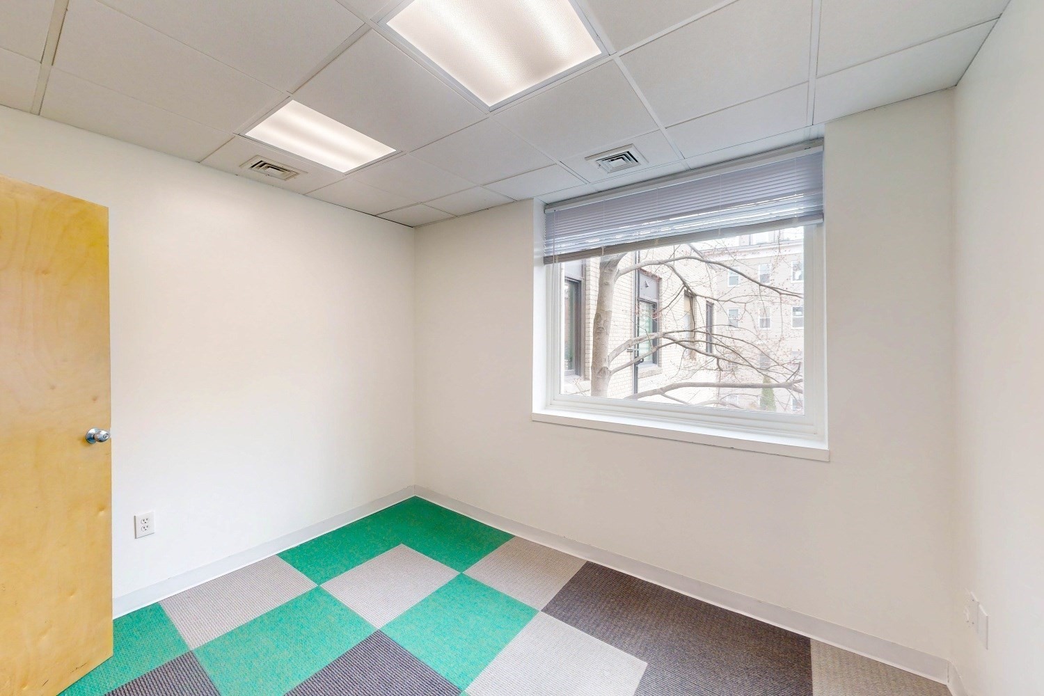 552 Massachusetts Ave # 204 Property Photo 2