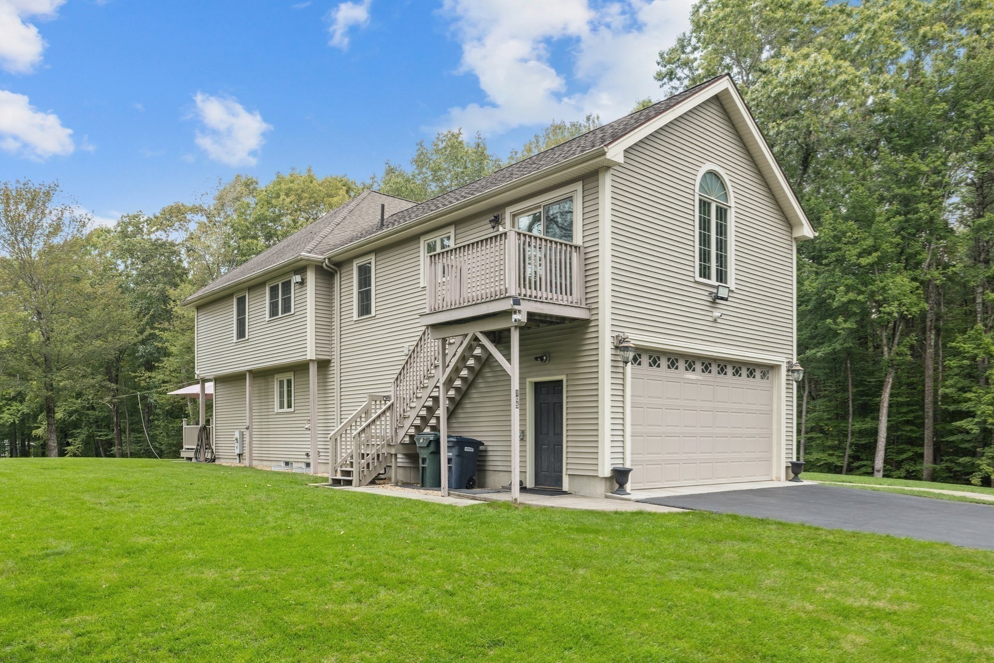105 Mixter Property Photo 3