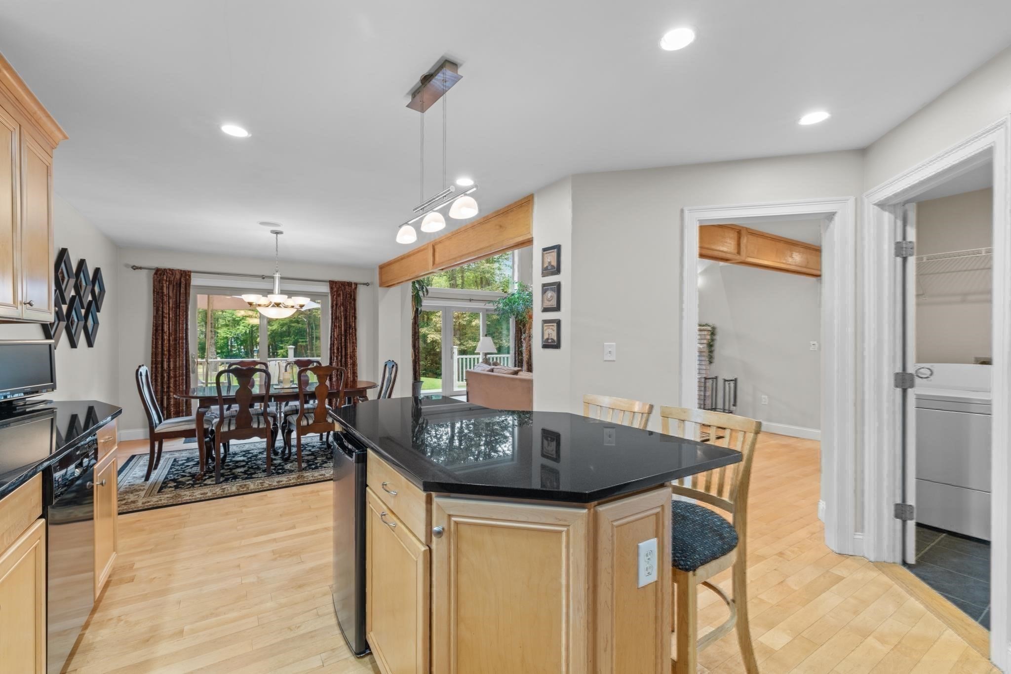 105 Mixter Property Photo 11