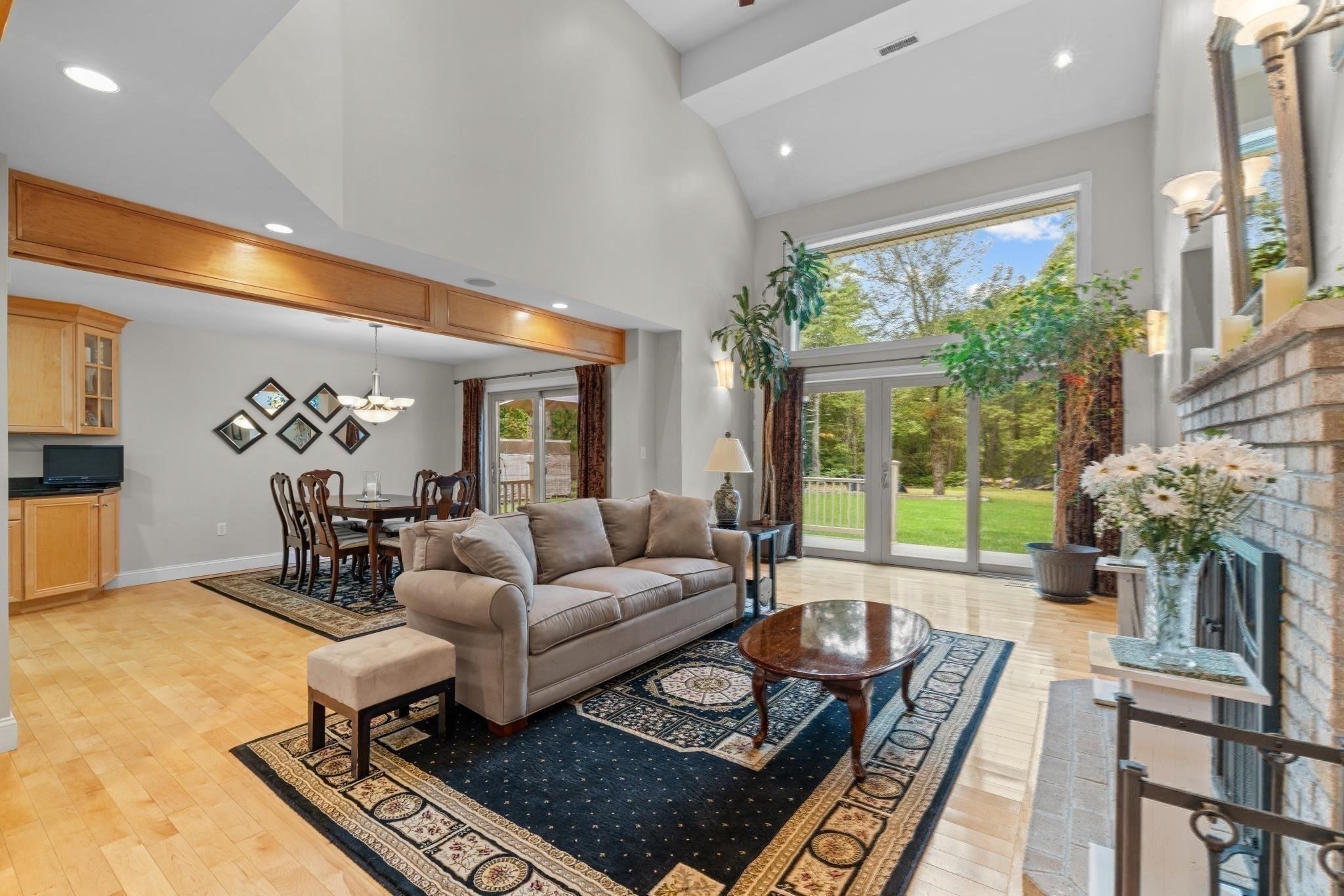 105 Mixter Property Photo 14