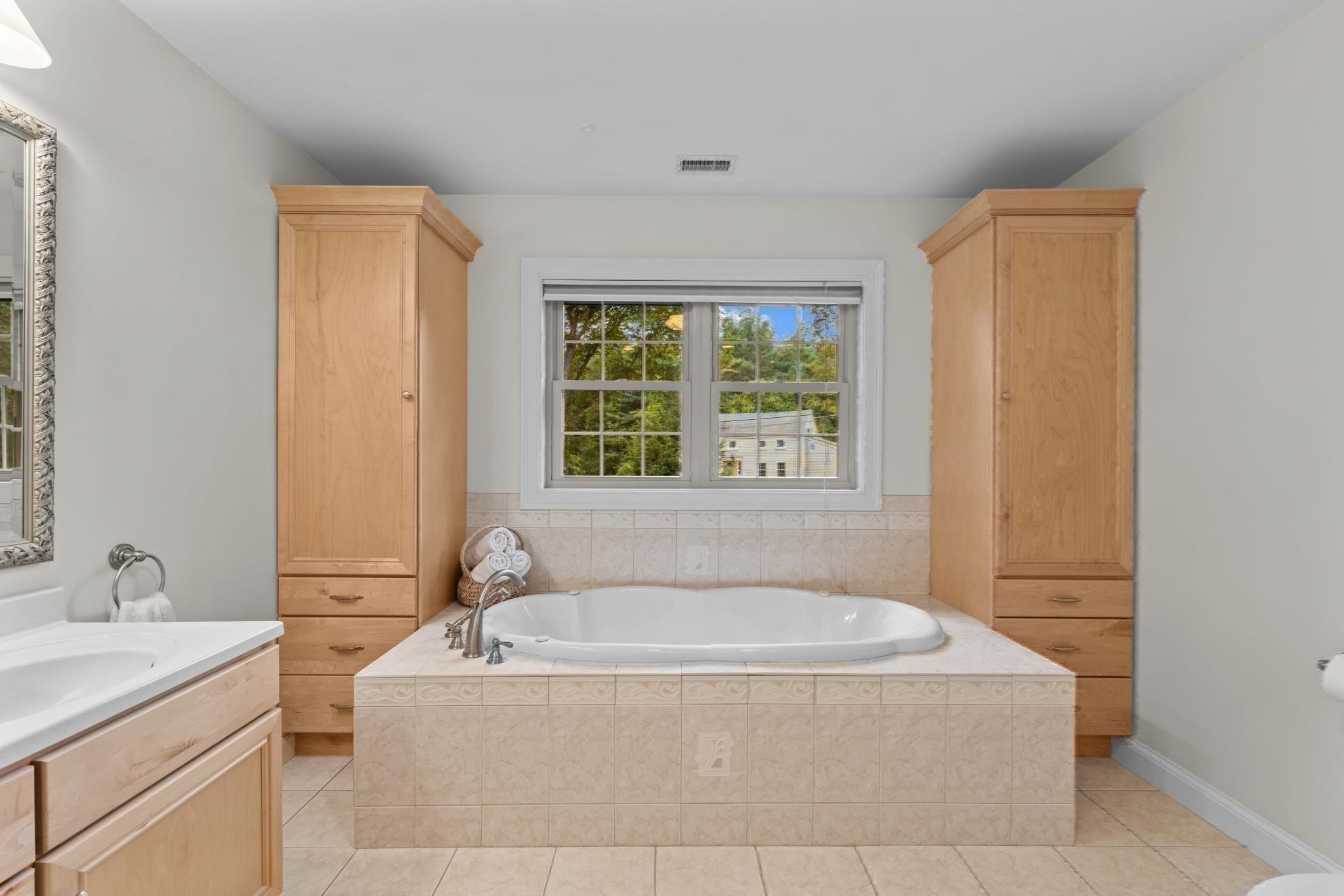 105 Mixter Property Photo 23