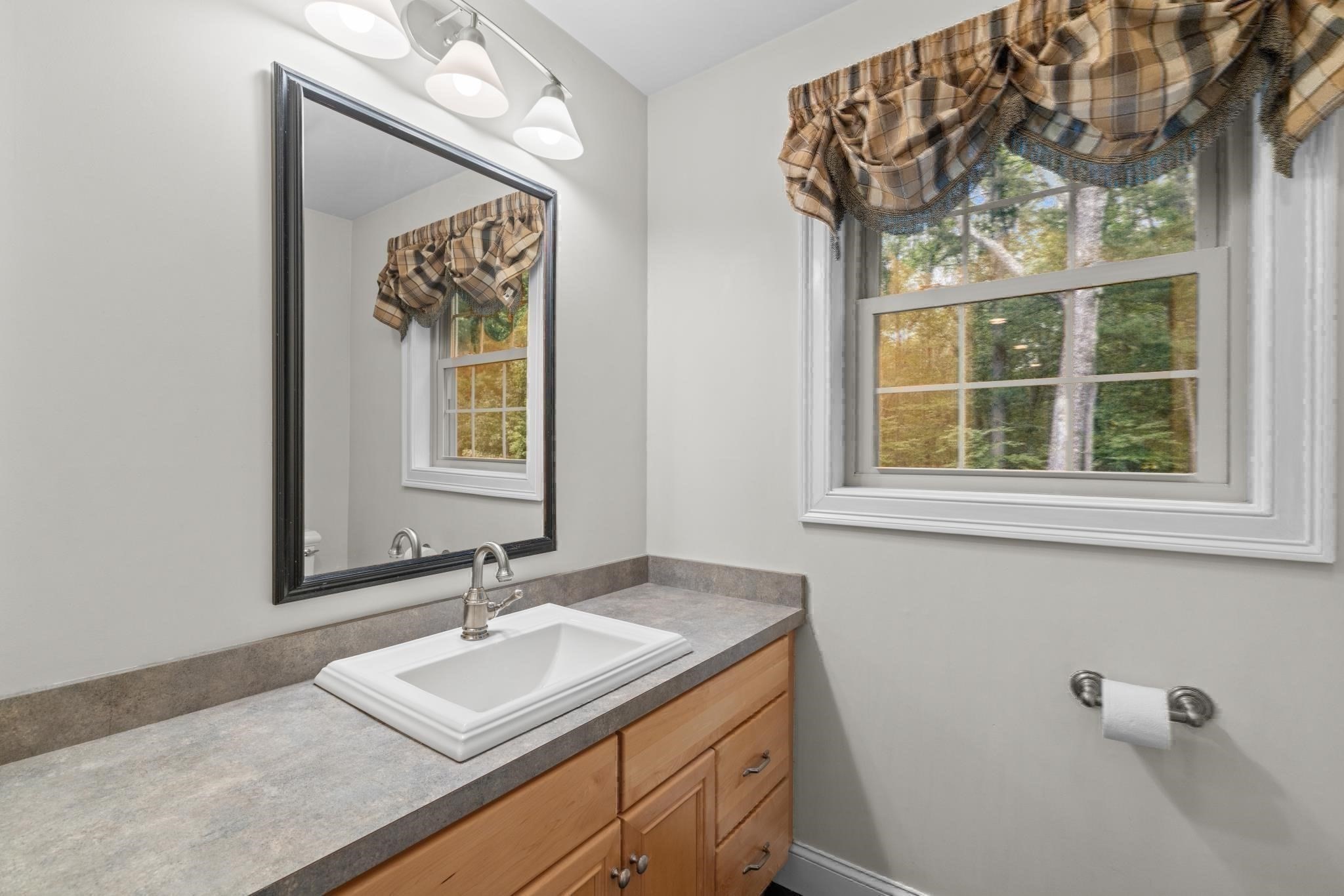 105 Mixter Property Photo 26