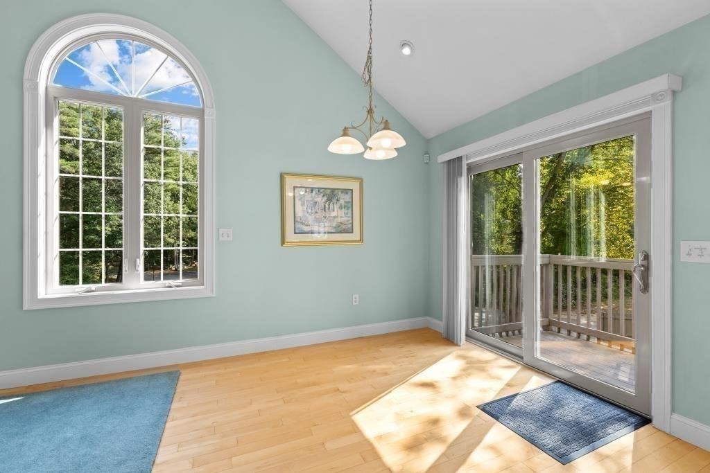 105 Mixter Property Photo 31