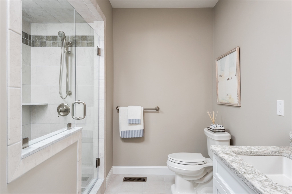25 Hickory Bend # 1 Property Photo 11