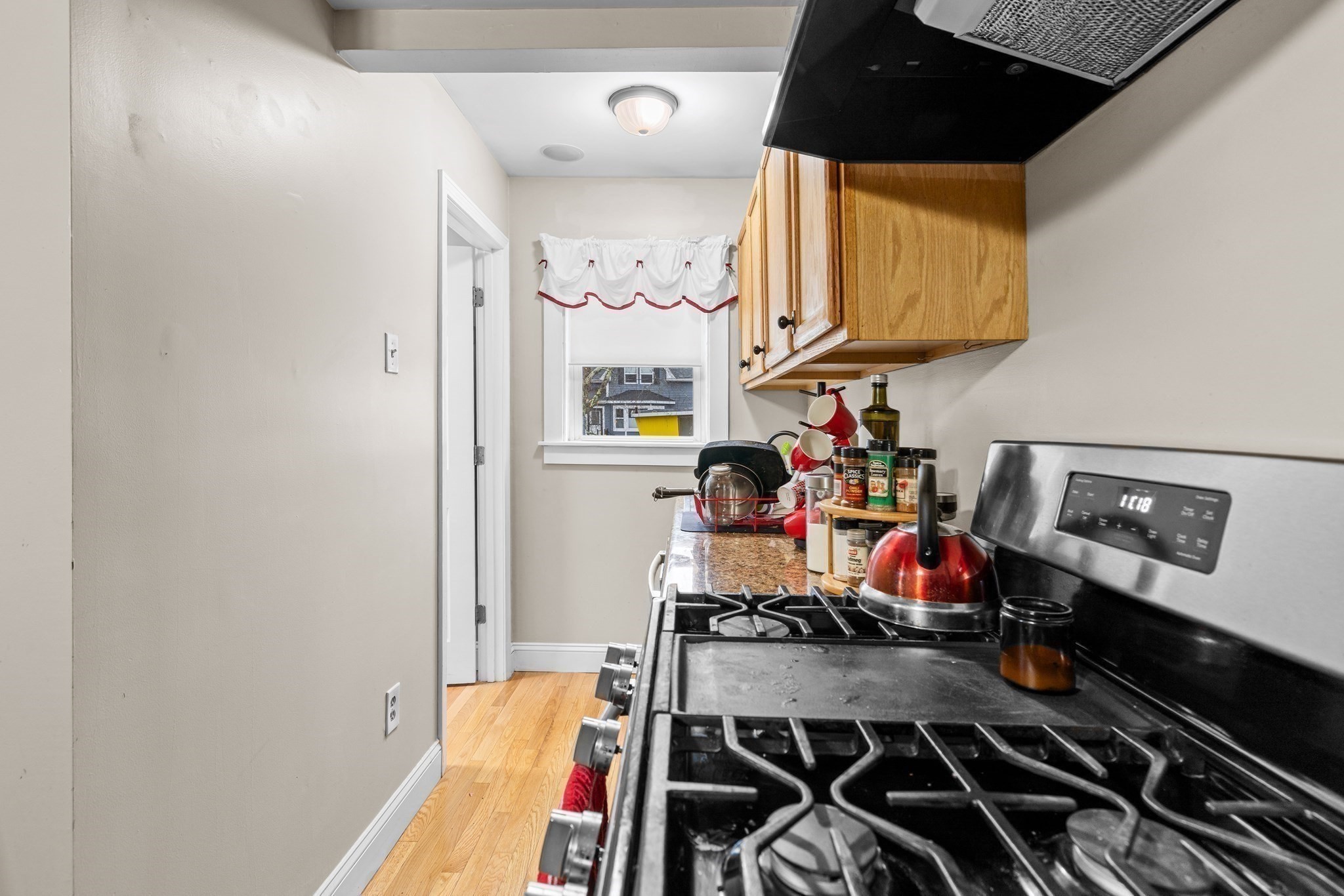 42 Everett Street Property Photo 11