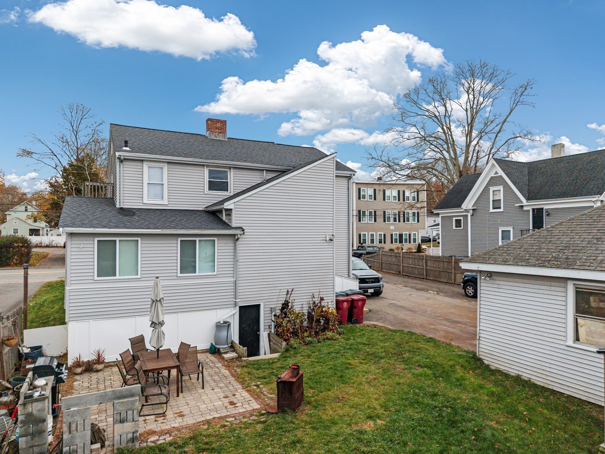 42 Everett Street Property Photo 18