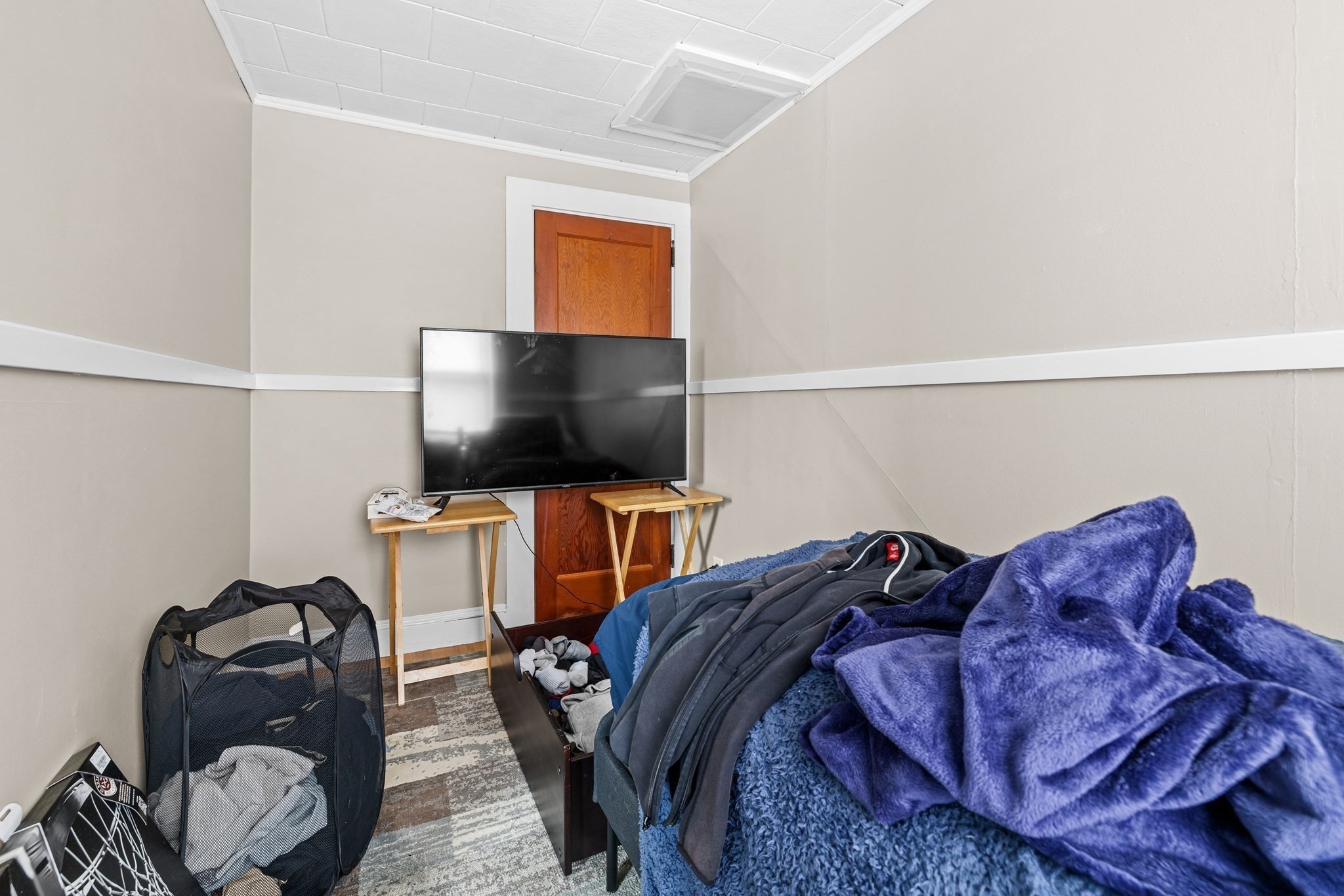 42 Everett Street Property Photo 25