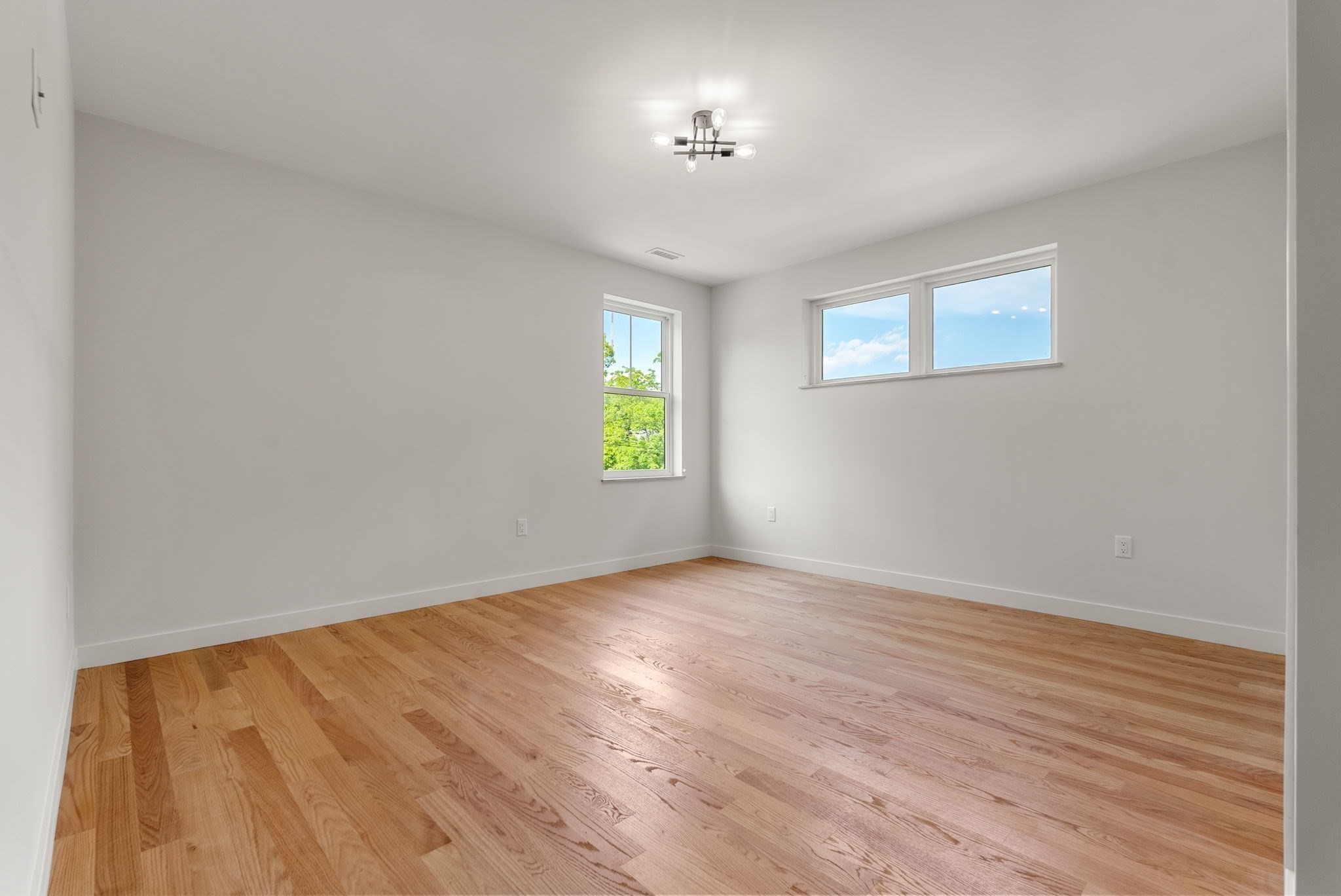 42 Woodbine Circle Property Photo 28