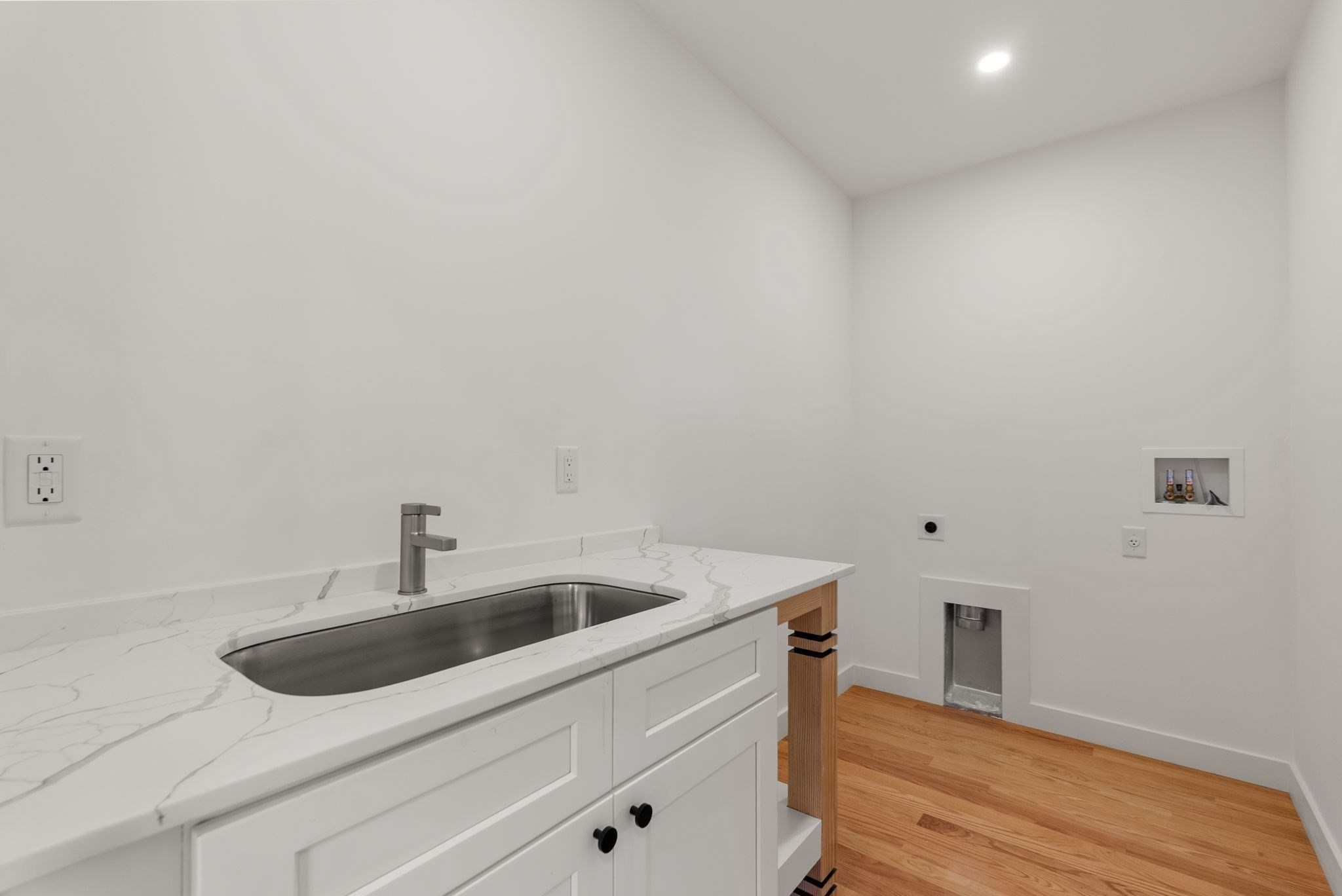 42 Woodbine Circle Property Photo 29