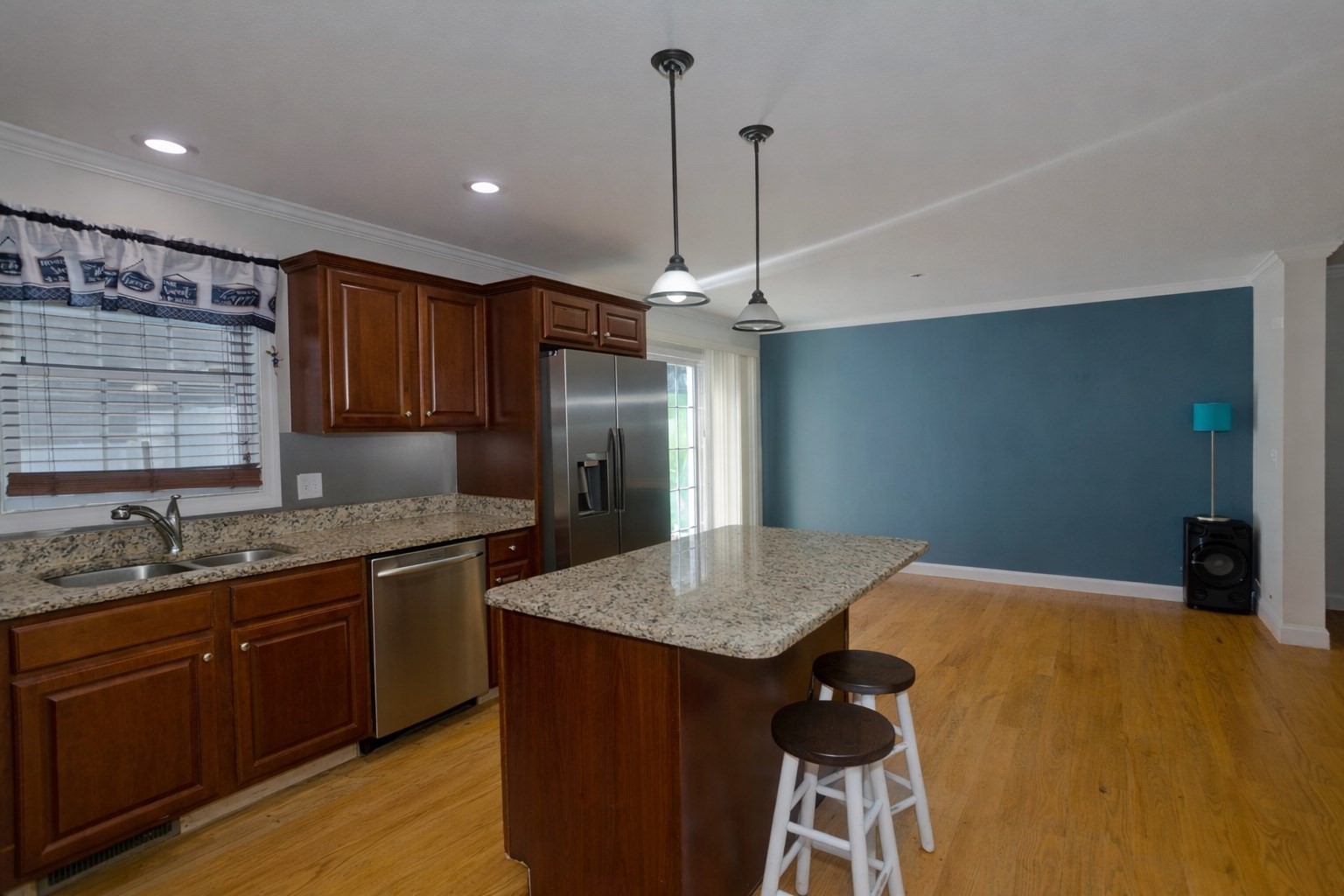 31 Acrebrook Rd Property Photo 5