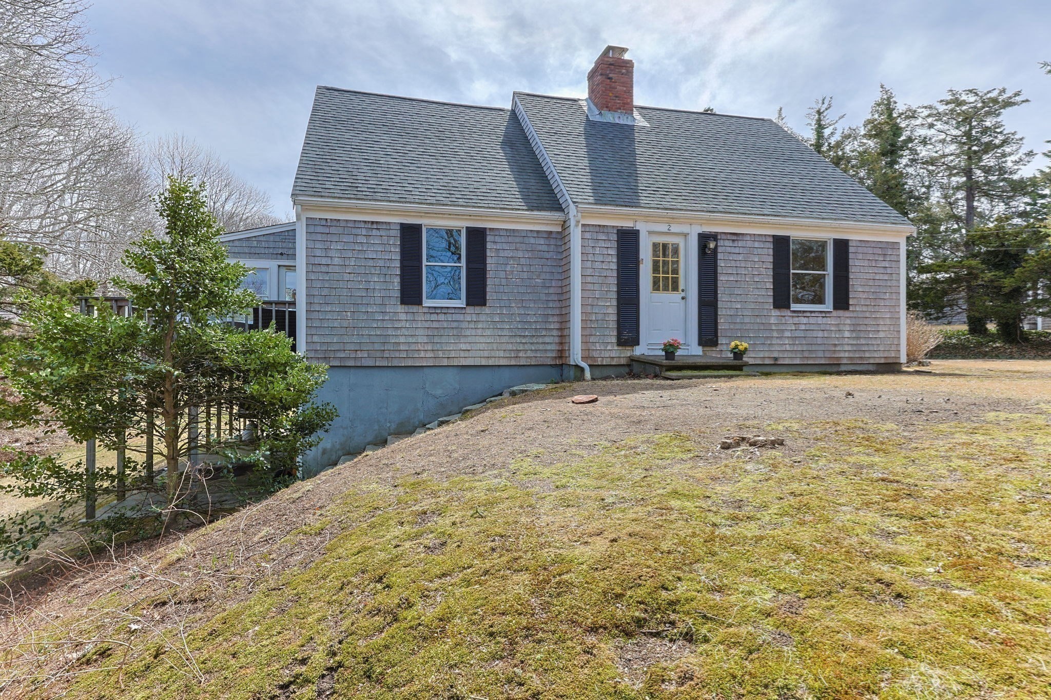 2 Shell Ln Property Photo 3