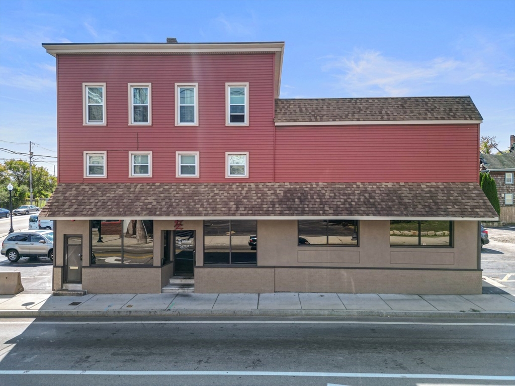 218 Coggeshall St # 3 Property Photo 1