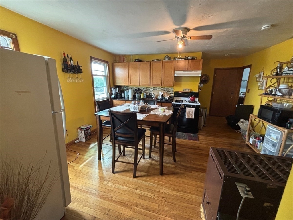 218 Coggeshall St # 3 Property Photo 27
