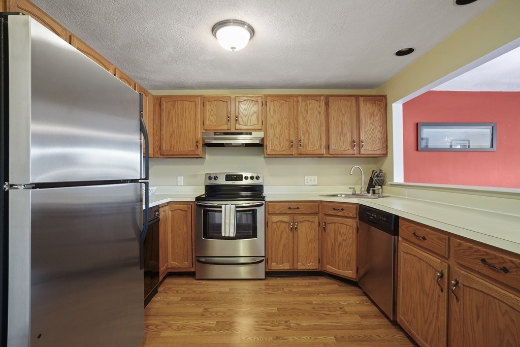 24 South Street # 22 Property Photo 2