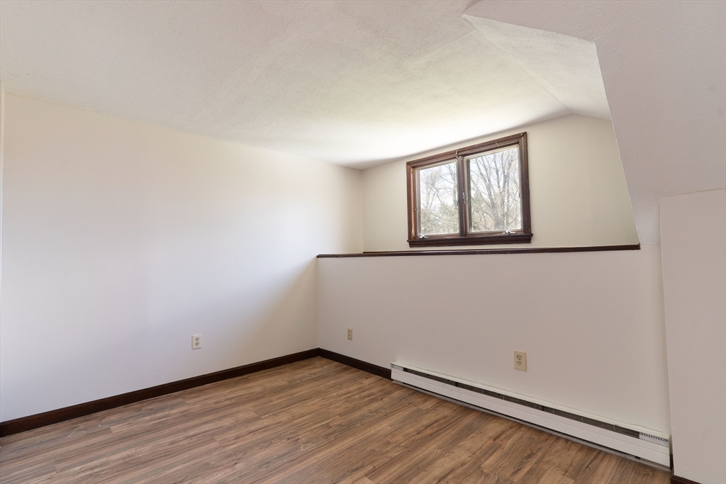 2 Monson Rd Property Photo 25