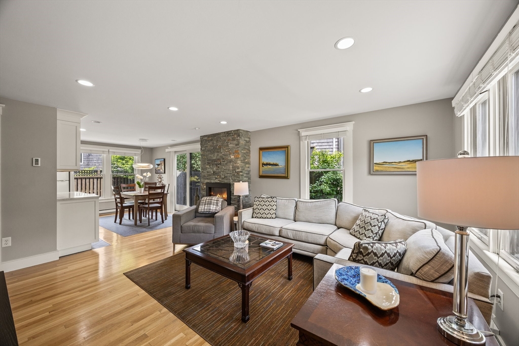 10 Seashore Park Drive Property Photo 3