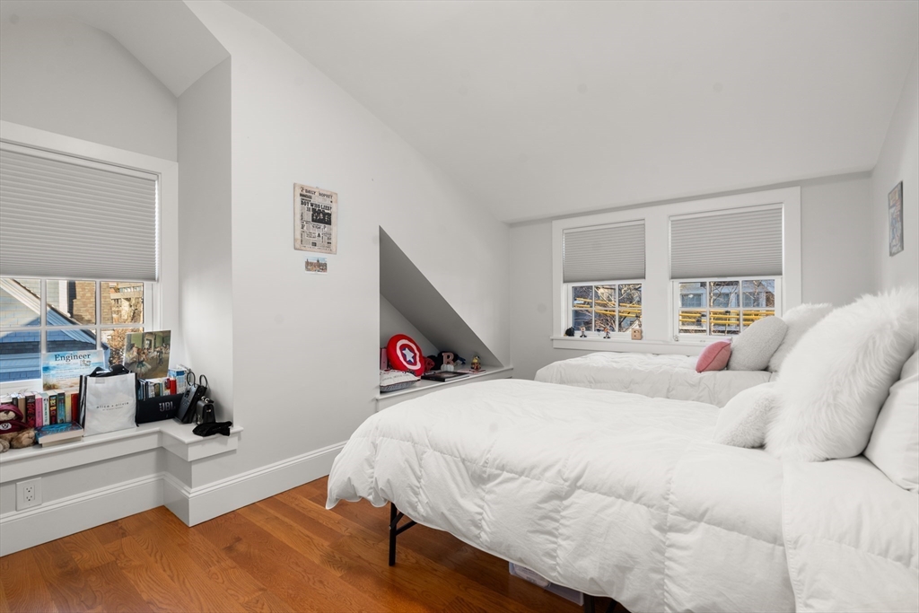 11 Hilliard # 1 Property Photo 14