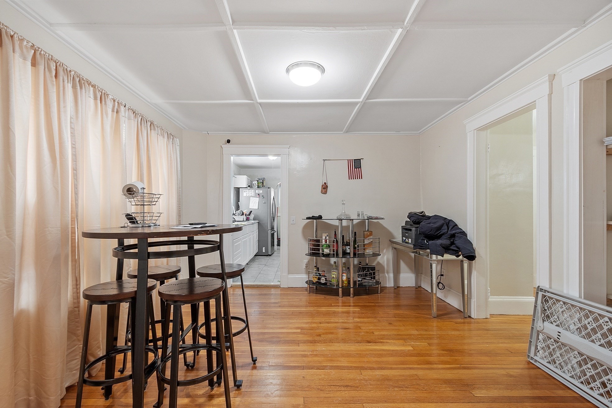 48 Saratoga St Property Photo 9