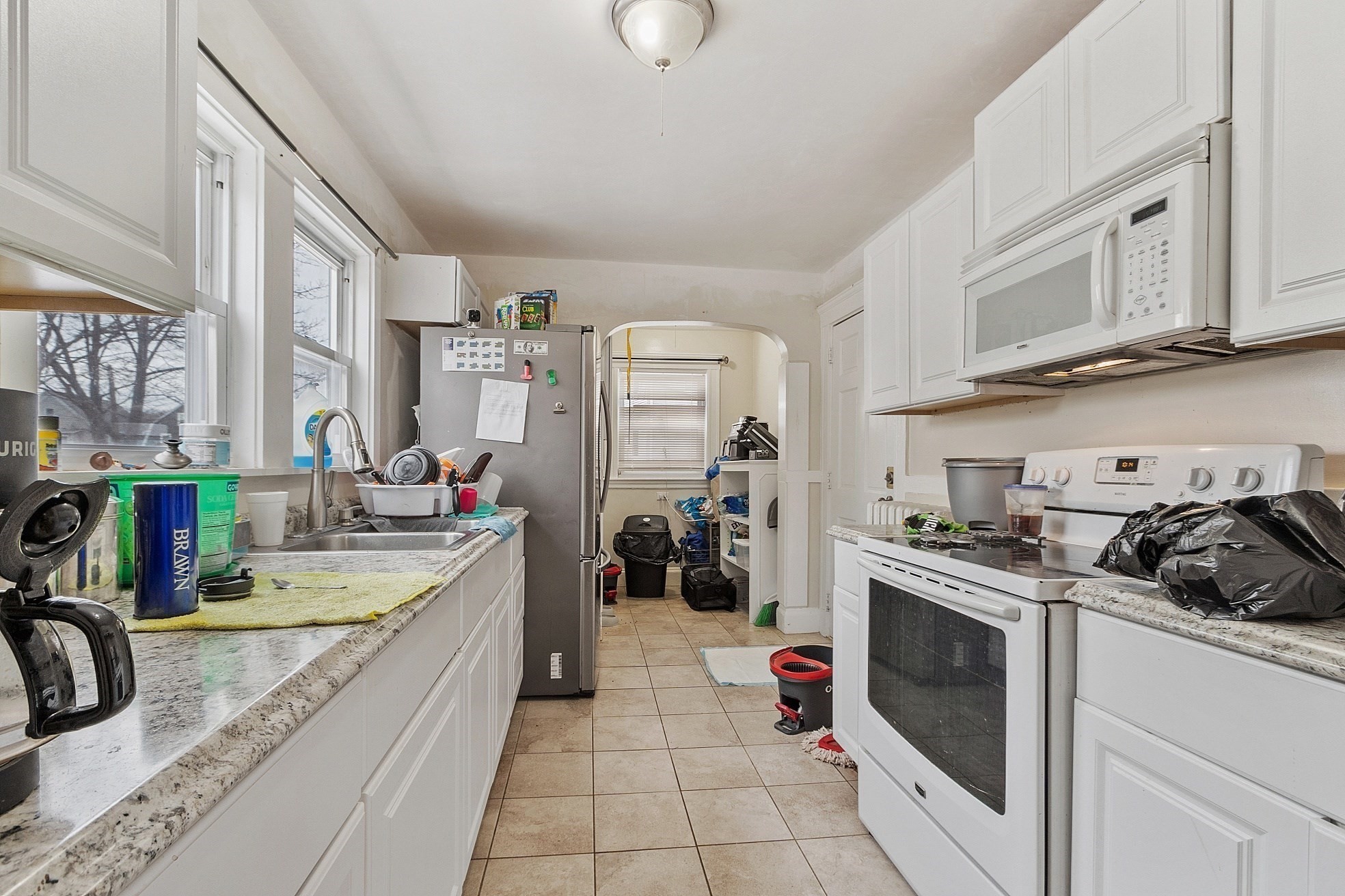 48 Saratoga St Property Photo 10