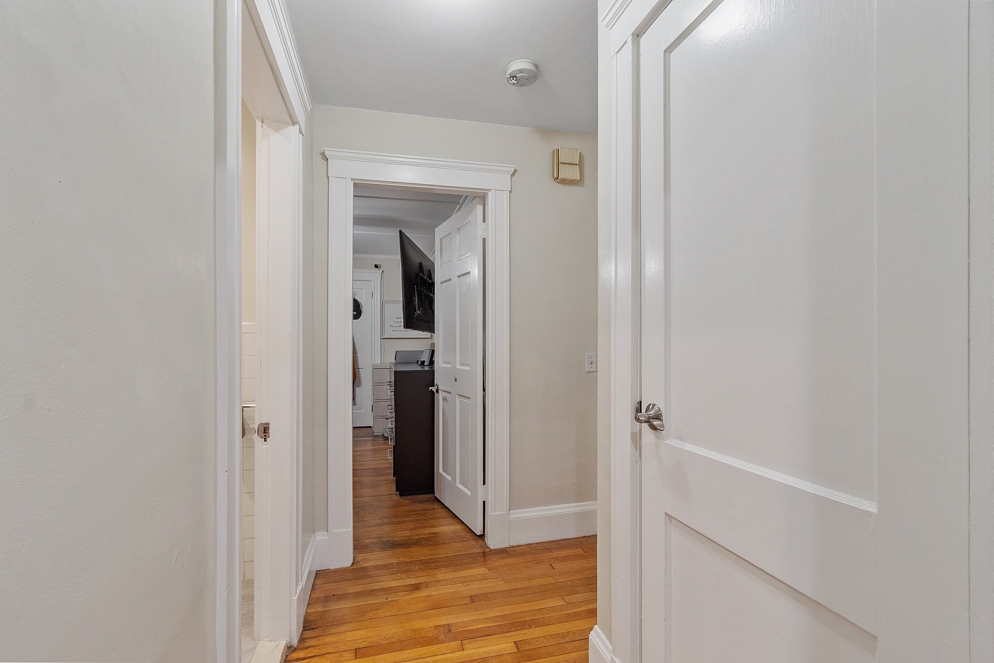 48 Saratoga St Property Photo 13