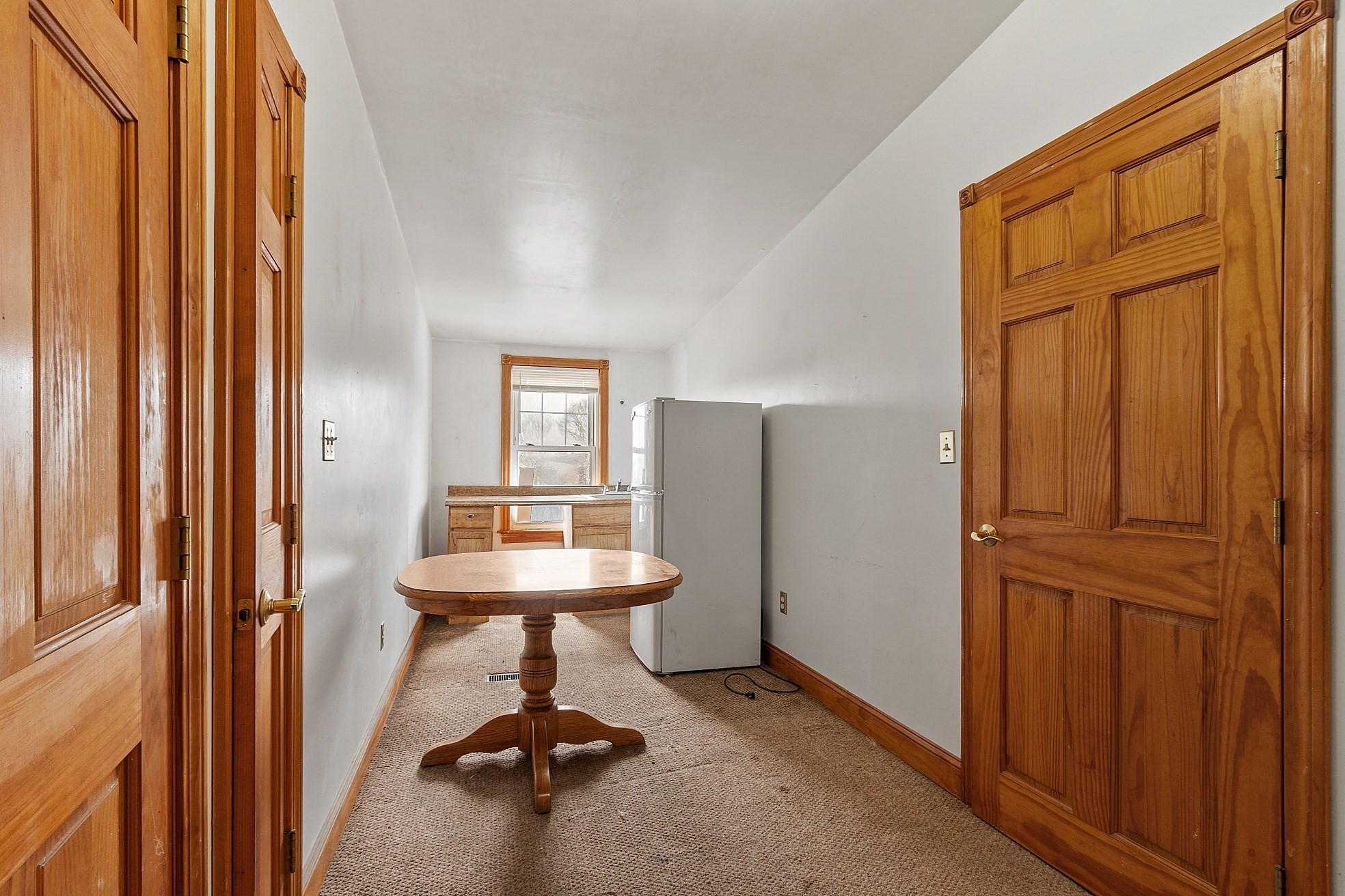 48 Saratoga St Property Photo 19