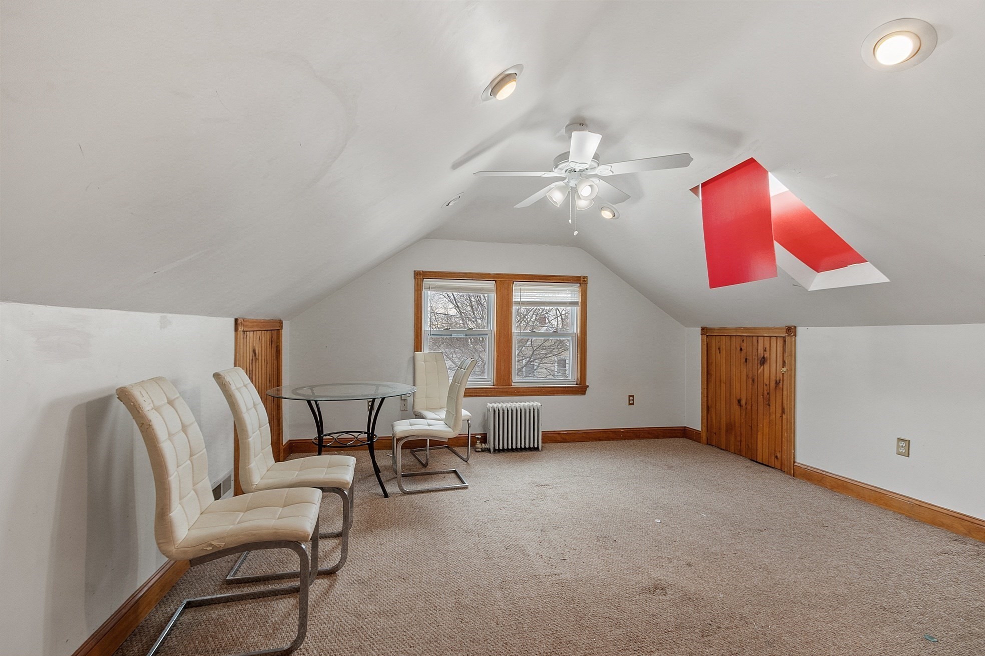 48 Saratoga St Property Photo 24