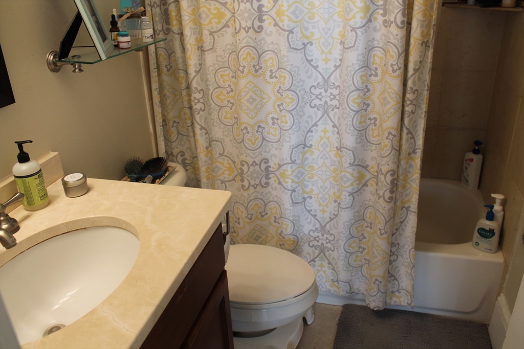 200 I Street # 2 Property Photo 2