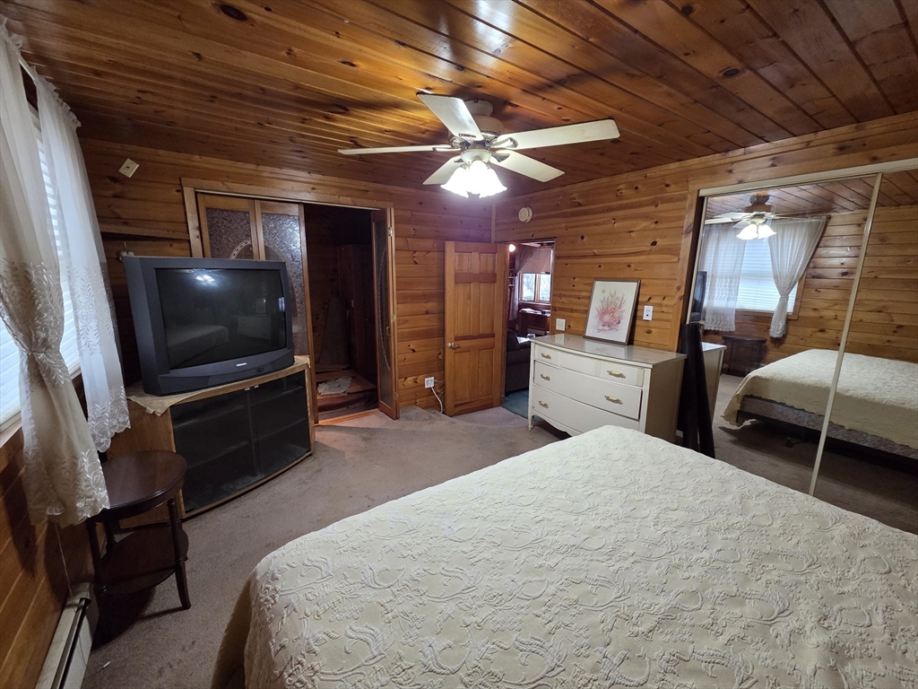 54 Slocum St Property Photo 14
