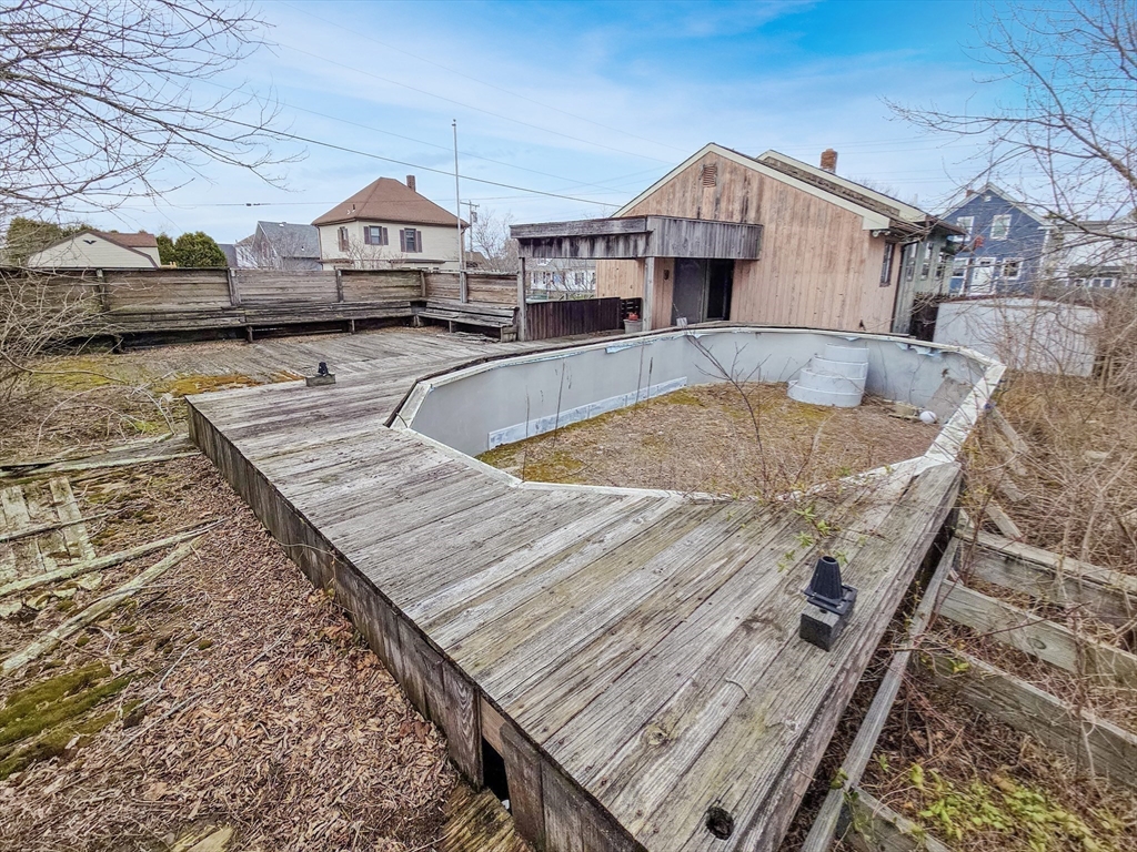 54 Slocum St Property Photo 33