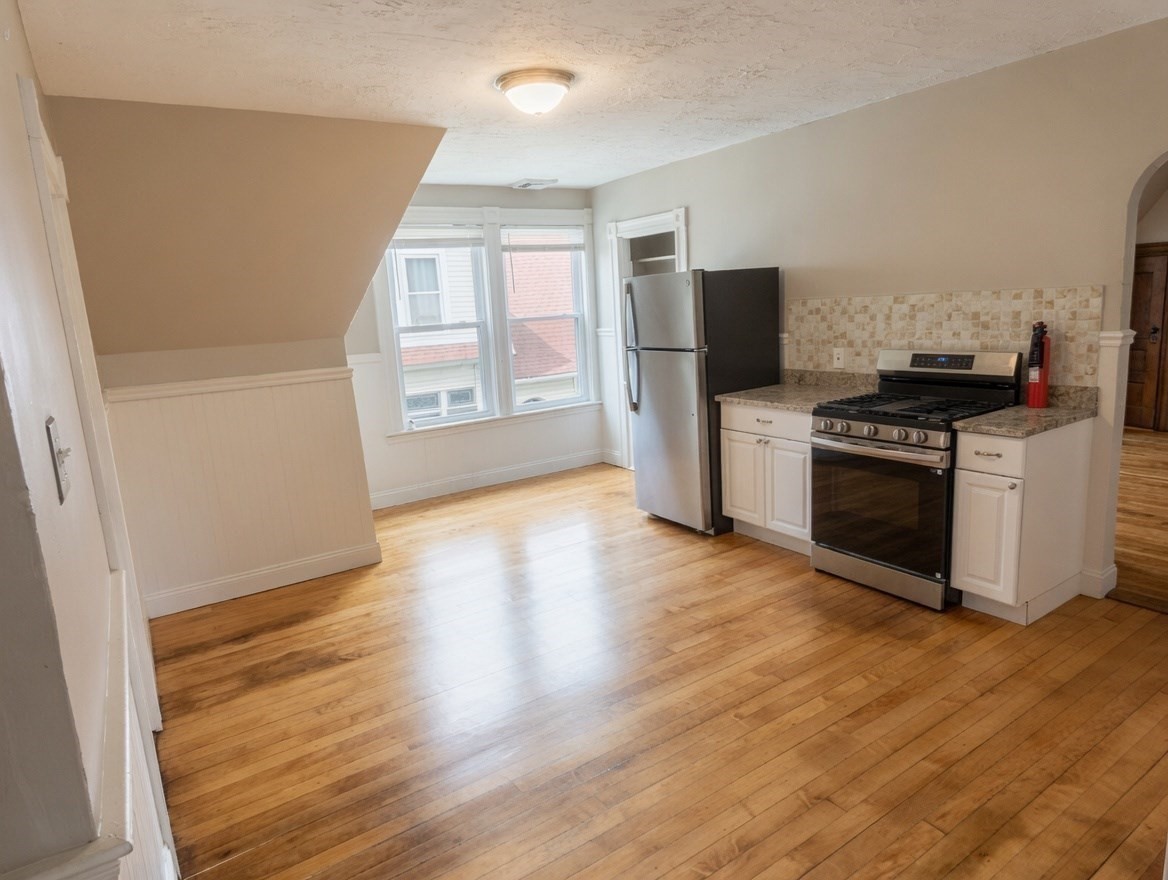 125 Vernon Street # C Property Photo 10