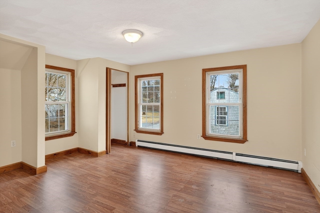 17 Mason St Property Photo 8