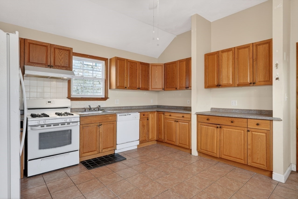 17 Mason St Property Photo 13