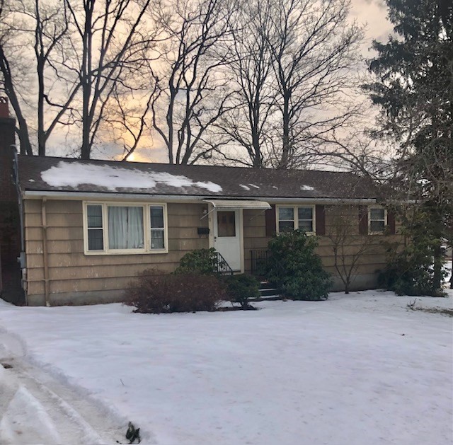 11 Terrence Avenue Property Photo 1