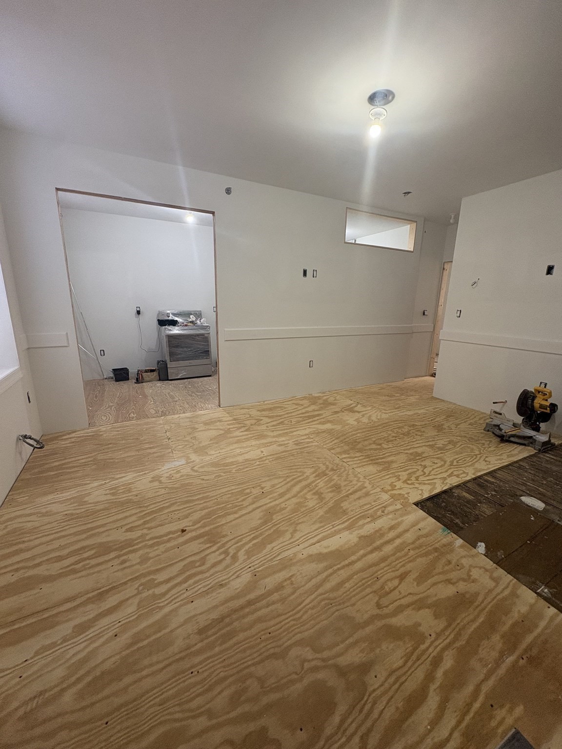 632 S East Property Photo 5