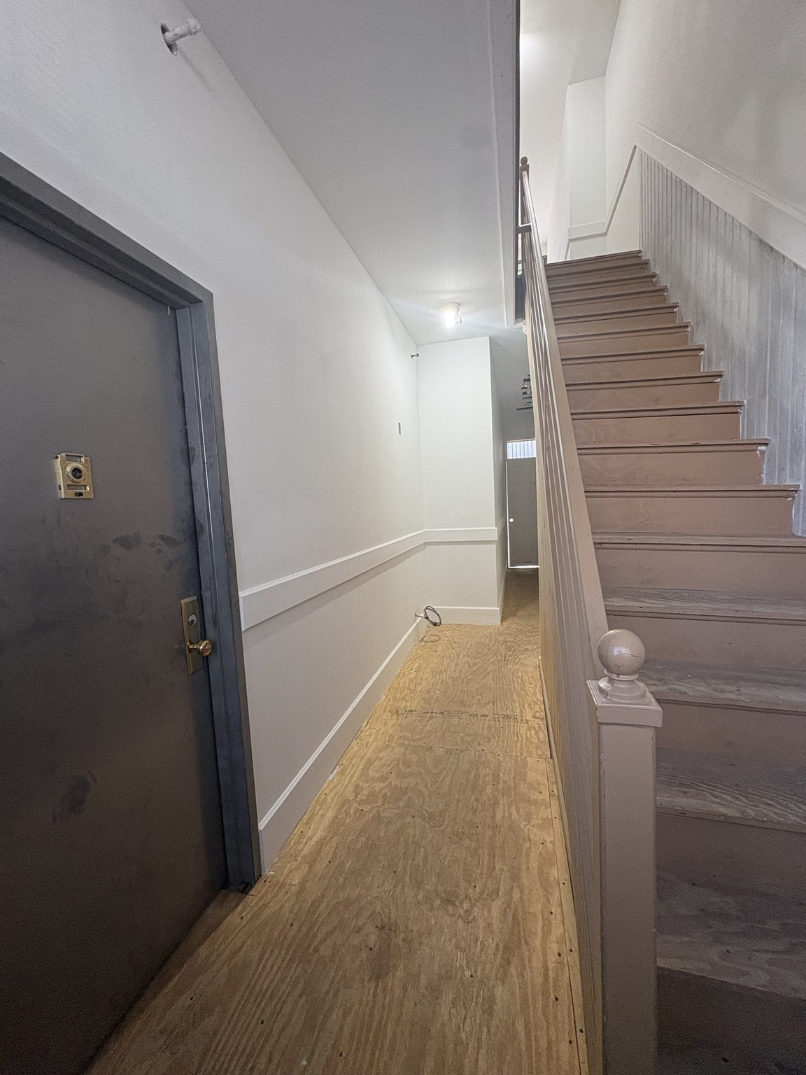 632 S East Property Photo 12