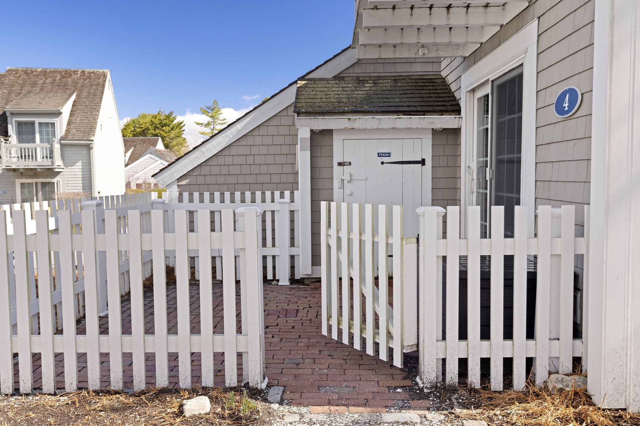 4 Hyannis Point Rd # 4 Property Photo 6