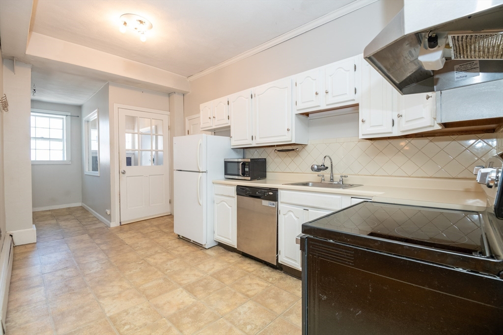 96 Derby Street # 1 Property Photo 7