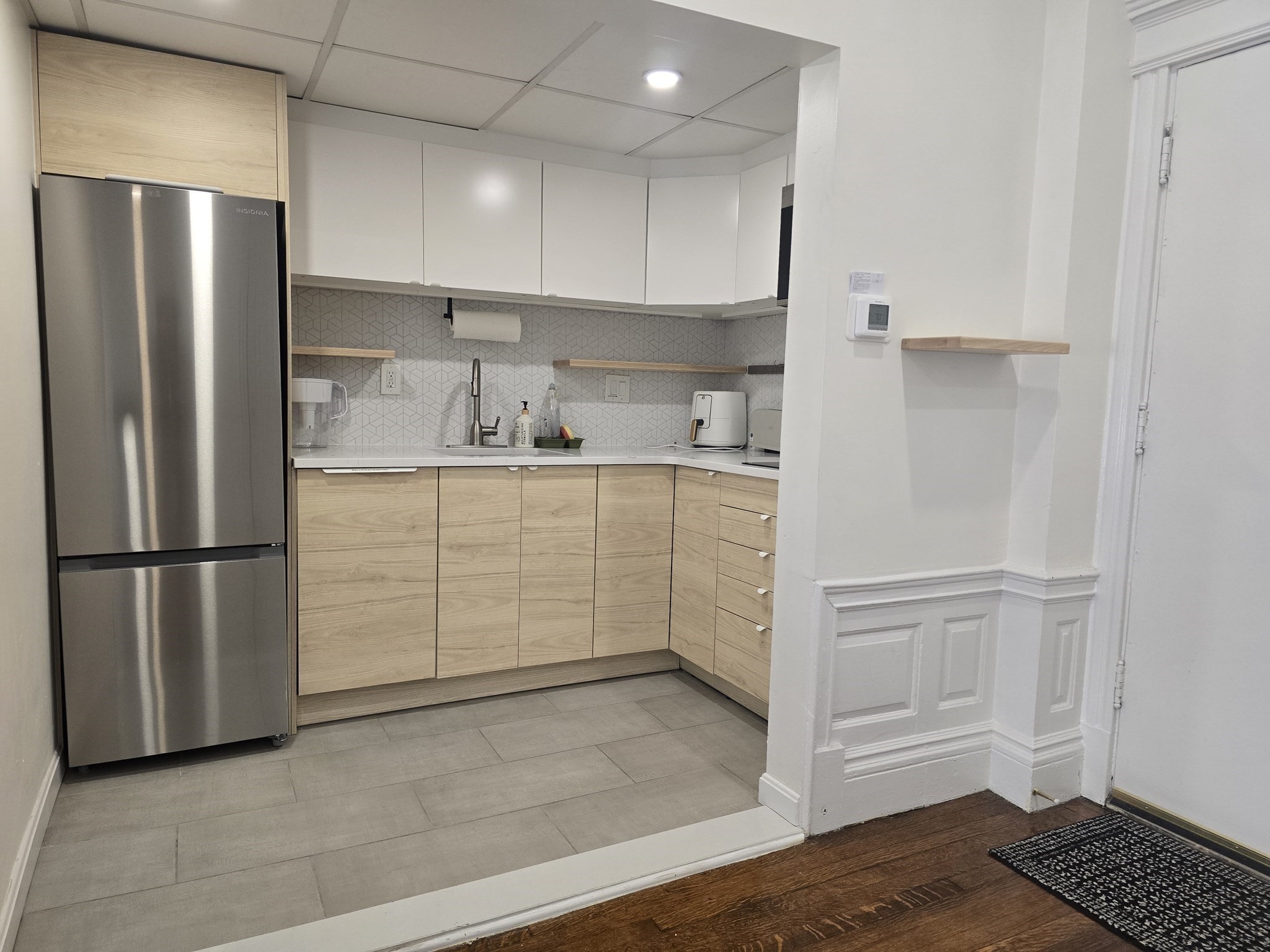 466 Commonweatlh # 807 Property Photo 2