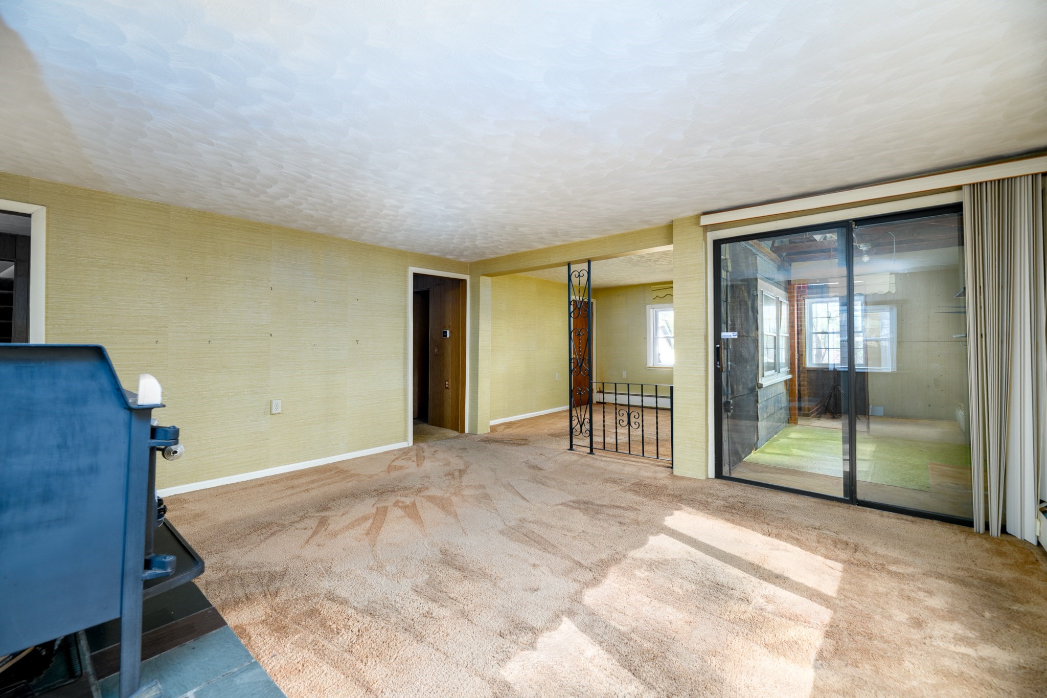 1138 Wachusett St Property Photo 8